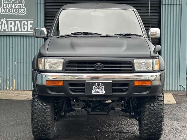 1995 Toyota Hilux Surf – thumbnail 2