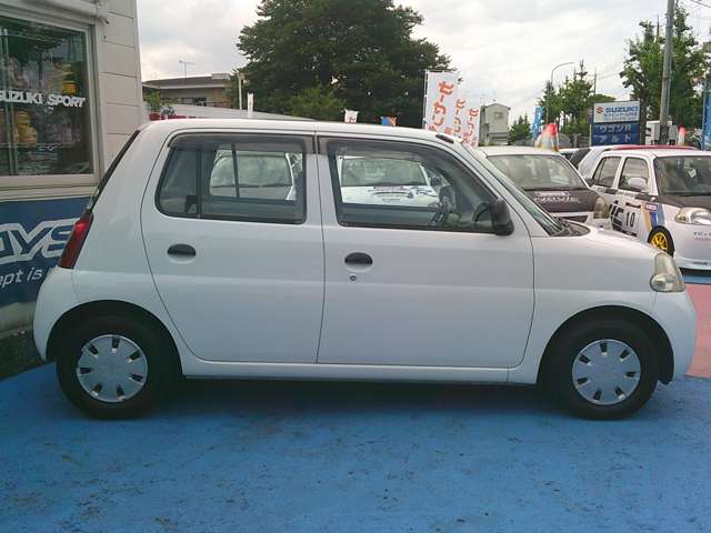 2006 Daihatsu Esse – thumbnail 4