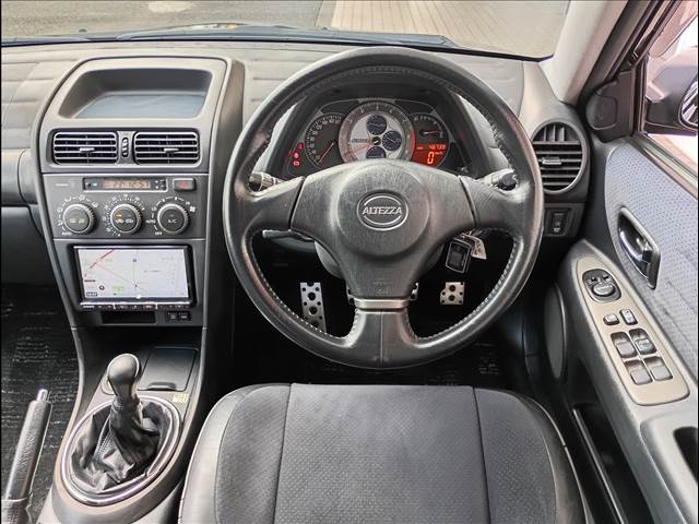 2001 Toyota Altezza – thumbnail 4