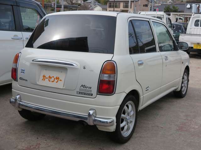 2001 Daihatsu Mira Gino – thumbnail 4