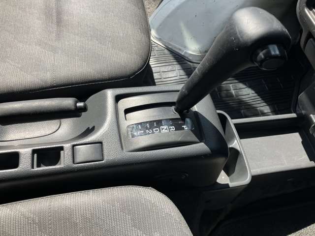 2006 Suzuki Carry – thumbnail 4