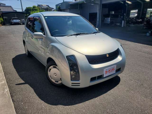 2003 Toyota WiLL – thumbnail 3