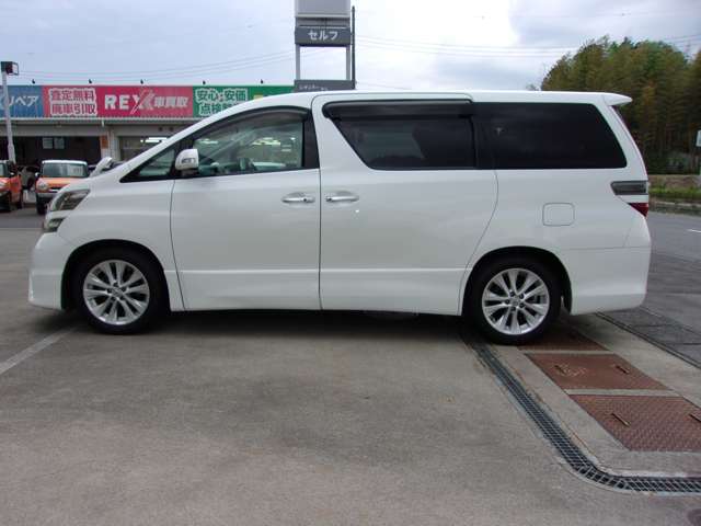 2009 Toyota Vellfire – thumbnail 2