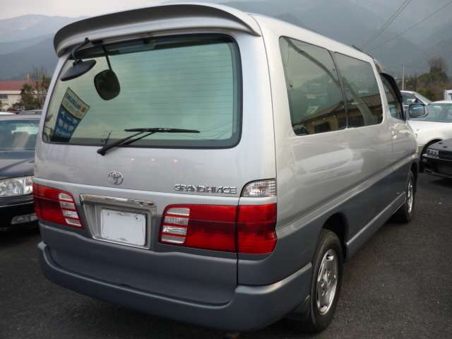 1999 Toyota Grand Hoace – thumbnail 2
