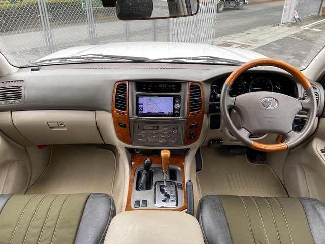 2003 Toyota Land Cruiser 100 – thumbnail 2