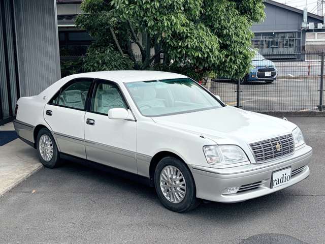 1999 Toyota Crown Royal – thumbnail 4