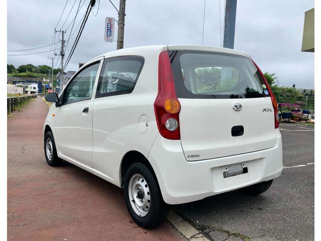 2008 Daihatsu Mira – thumbnail 4