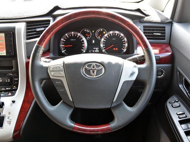2009 Toyota Vellfire – thumbnail 4