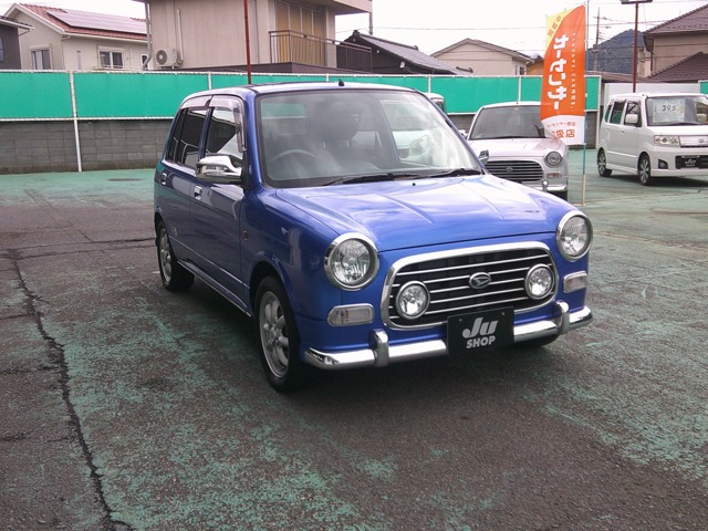 2002 Daihatsu Mira Gino