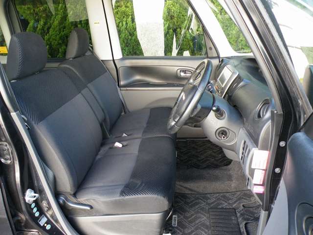 2008 Daihatsu Tanto – thumbnail 4