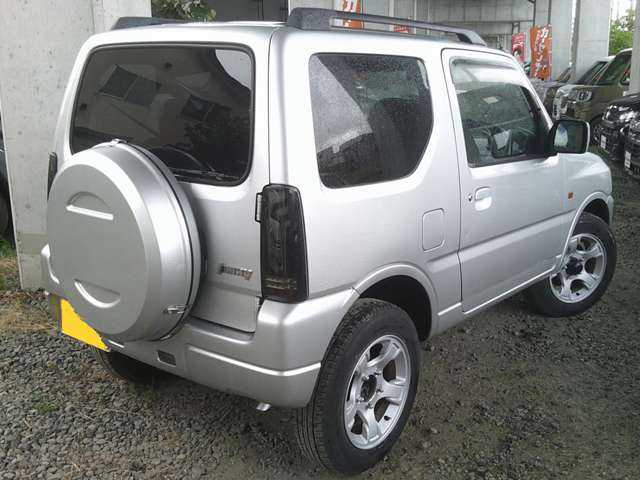 2005 Suzuki Jimny – thumbnail 2