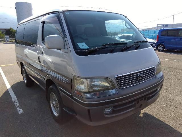 1997 Toyota Hiace – thumbnail 4