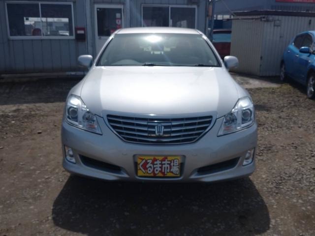 2008 Toyota Crown Royal – thumbnail 2