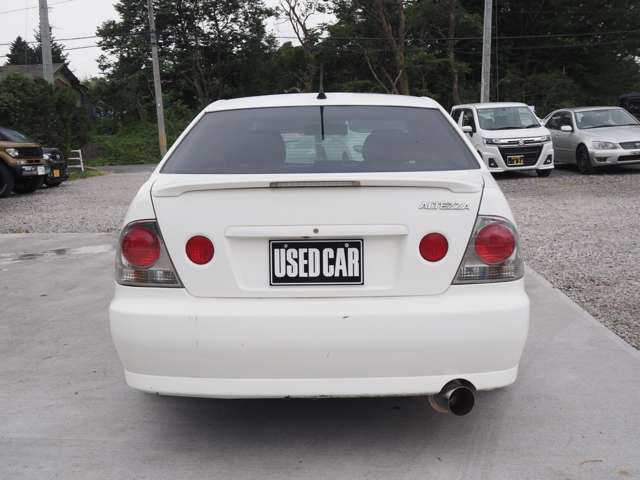 2002 Toyota Altezza – thumbnail 4