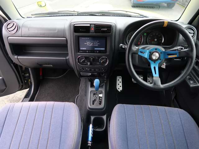 2005 Suzuki Jimny – thumbnail 2