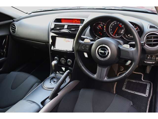 2011 Mazda RX-8 – thumbnail 4