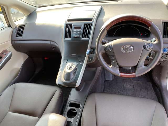 2010 Toyota SAI – thumbnail 2