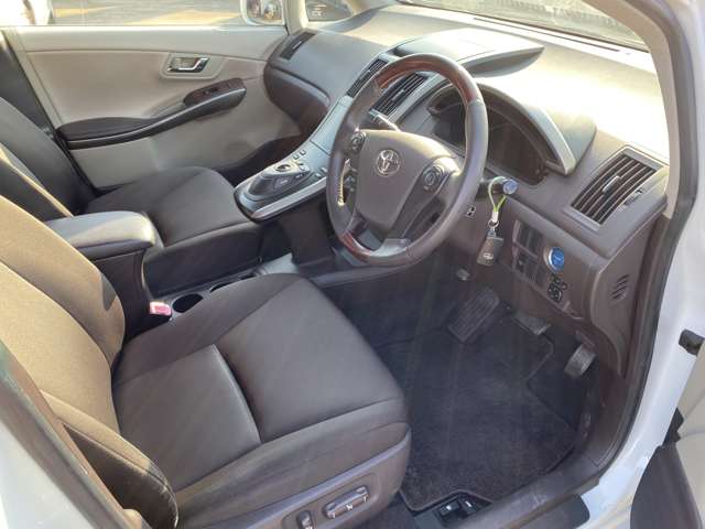 2010 Toyota SAI – thumbnail 3