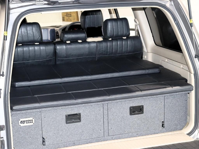 2002 Toyota Land Cruiser 100 – thumbnail 3