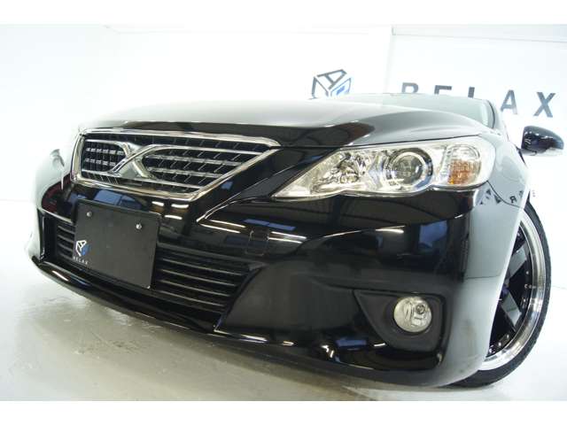2010 Toyota Mark X – thumbnail 3