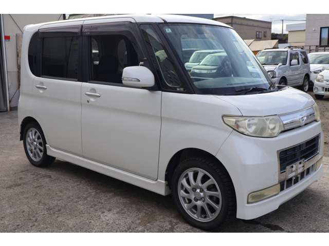 2008 Daihatsu Tanto – thumbnail 3