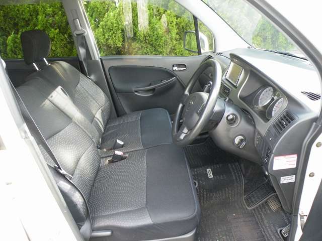 2005 Daihatsu Move – thumbnail 4