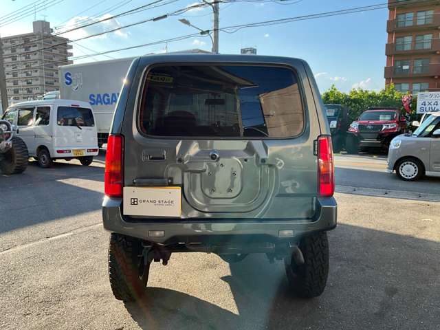 2005 Suzuki Jimny – thumbnail 4