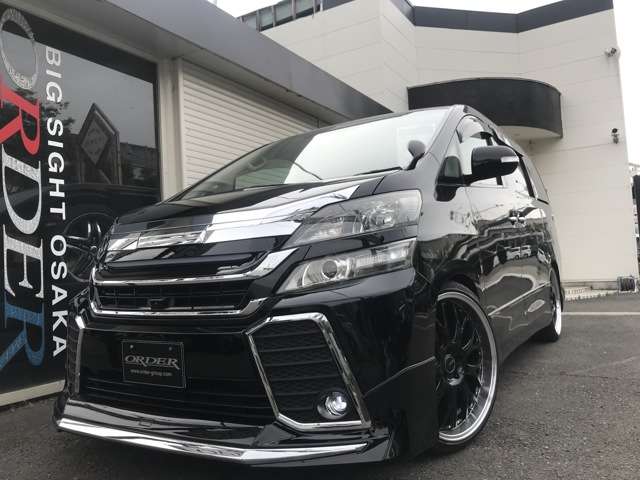 2010 Toyota Vellfire – thumbnail 4