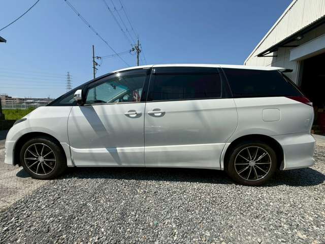 2007 Toyota Estima – thumbnail 2