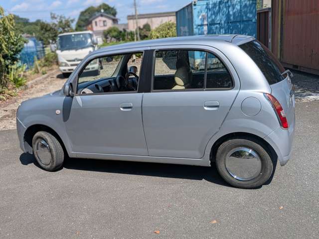 2008 Daihatsu Mira Gino – thumbnail 3
