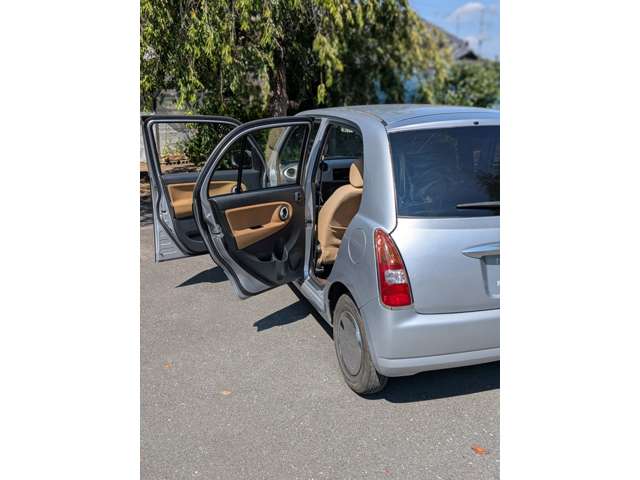 2008 Daihatsu Mira Gino – thumbnail 4