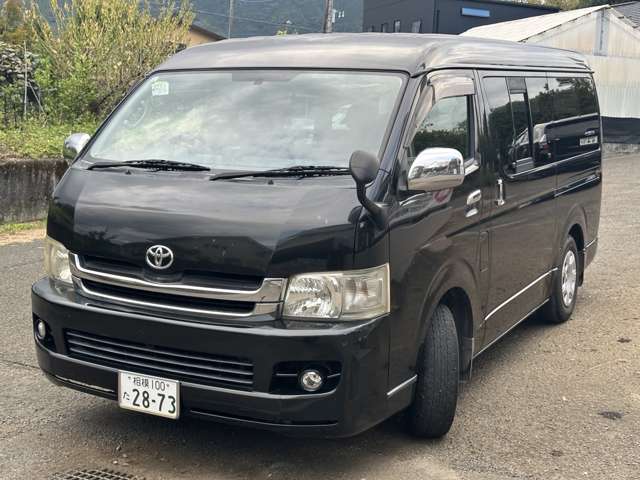 2008 Toyota Hiace – thumbnail 4