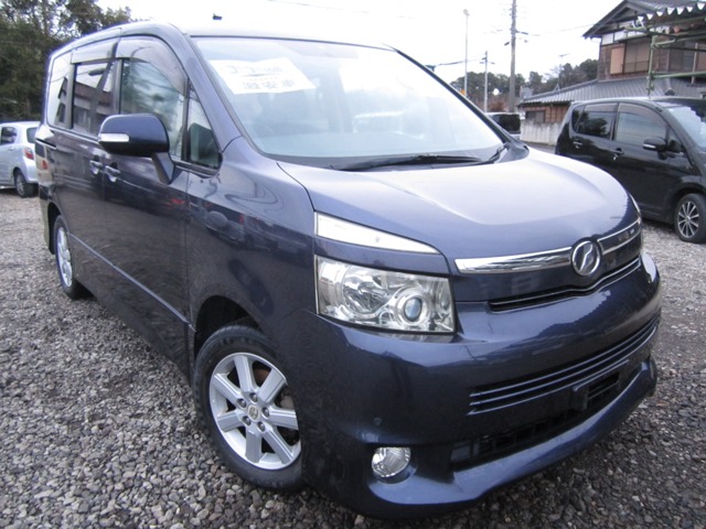 2008 Toyota Voxy