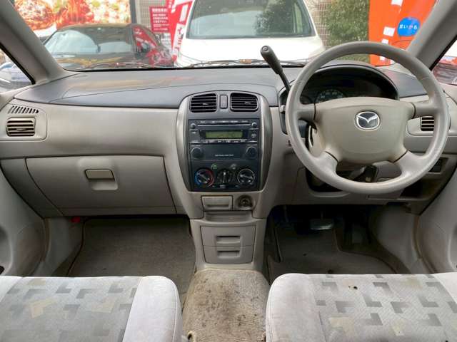 2003 Mazda Premacy – thumbnail 2