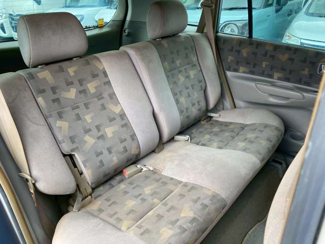 2003 Mazda Premacy – thumbnail 3