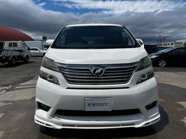 2009 Toyota Vellfire – thumbnail 3