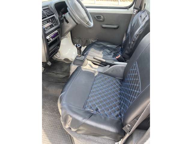 2000 Suzuki Carry – thumbnail 4