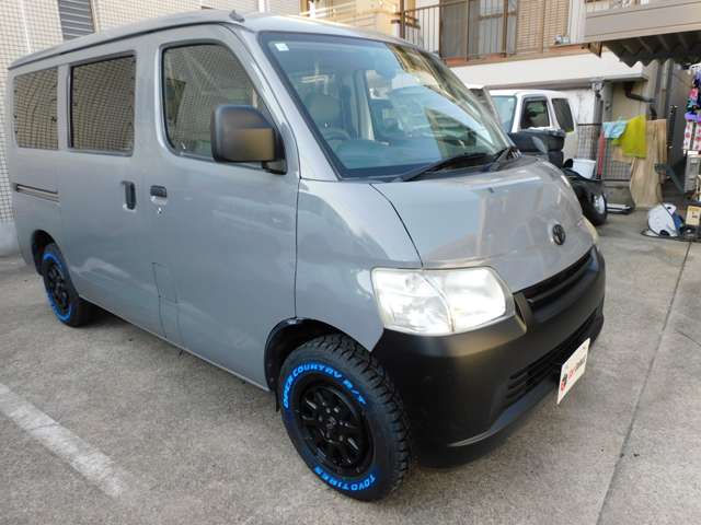 2009 Toyota LiteAce Van – thumbnail 3