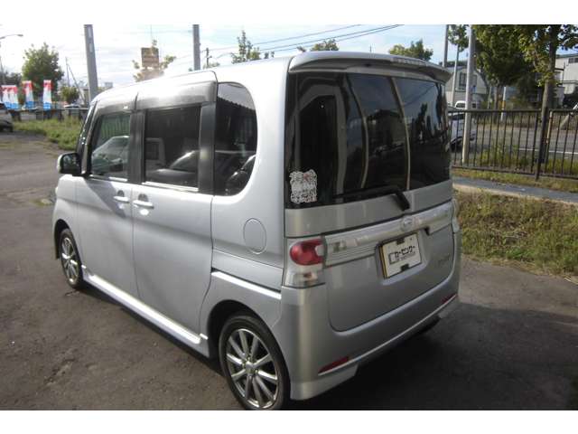 2008 Daihatsu Tanto – thumbnail 4