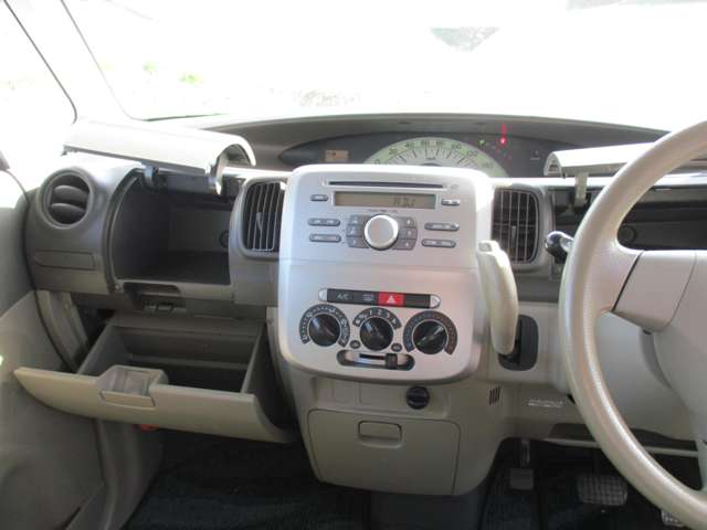 2008 Daihatsu Tanto – thumbnail 4