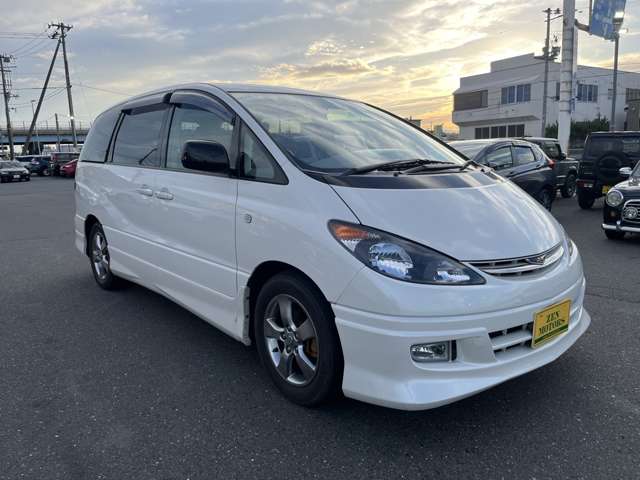 2003 Toyota Estima – thumbnail 2