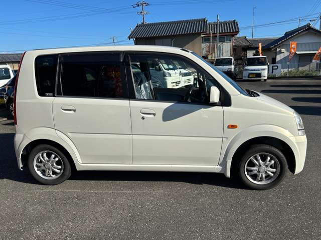 2005 Daihatsu Move – thumbnail 4