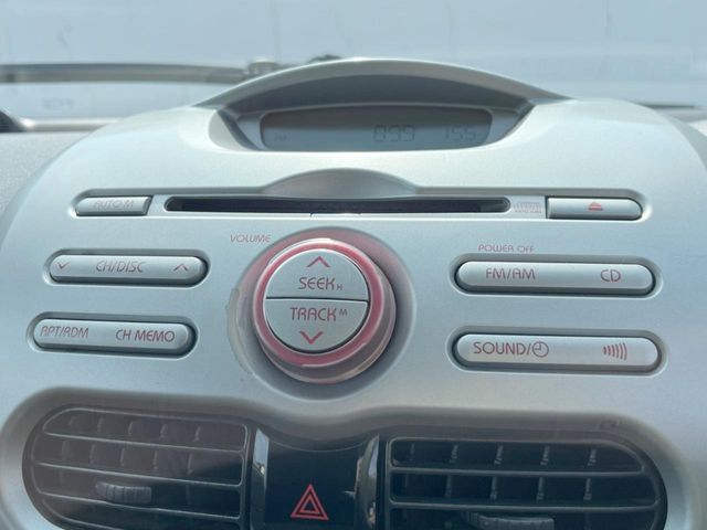 2011 Mitsubishi i – thumbnail 3