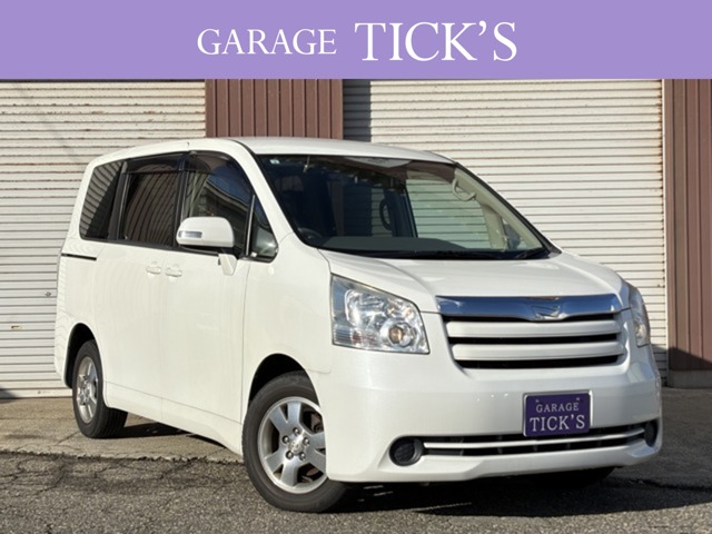 2008 Toyota Noah