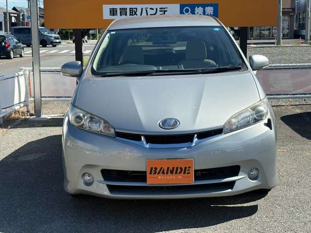 2009 Toyota Wish – thumbnail 3