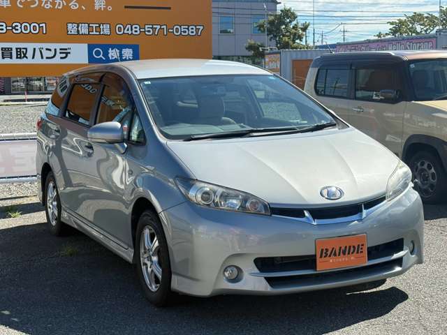 2009 Toyota Wish – thumbnail 4
