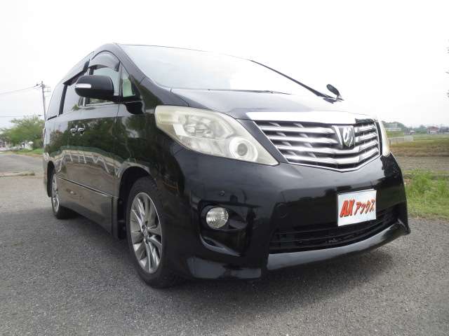 2010 Toyota Alphard – thumbnail 2