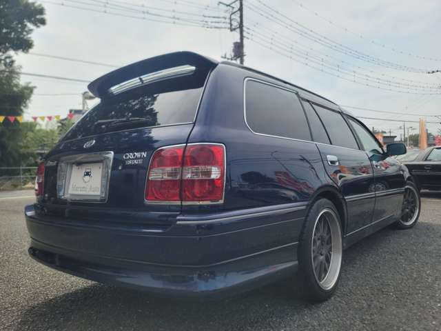 2006 Toyota Crown Estate – thumbnail 2