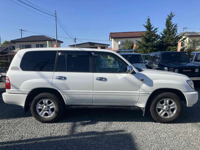 2004 Toyota Land Cruiser 100 – thumbnail 4