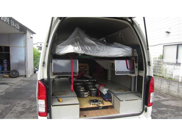2007 Toyota Hiace – thumbnail 4